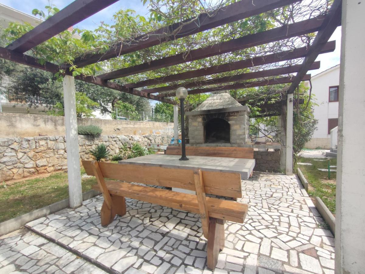 Apartment Alafetic Krk Town Esterno foto
